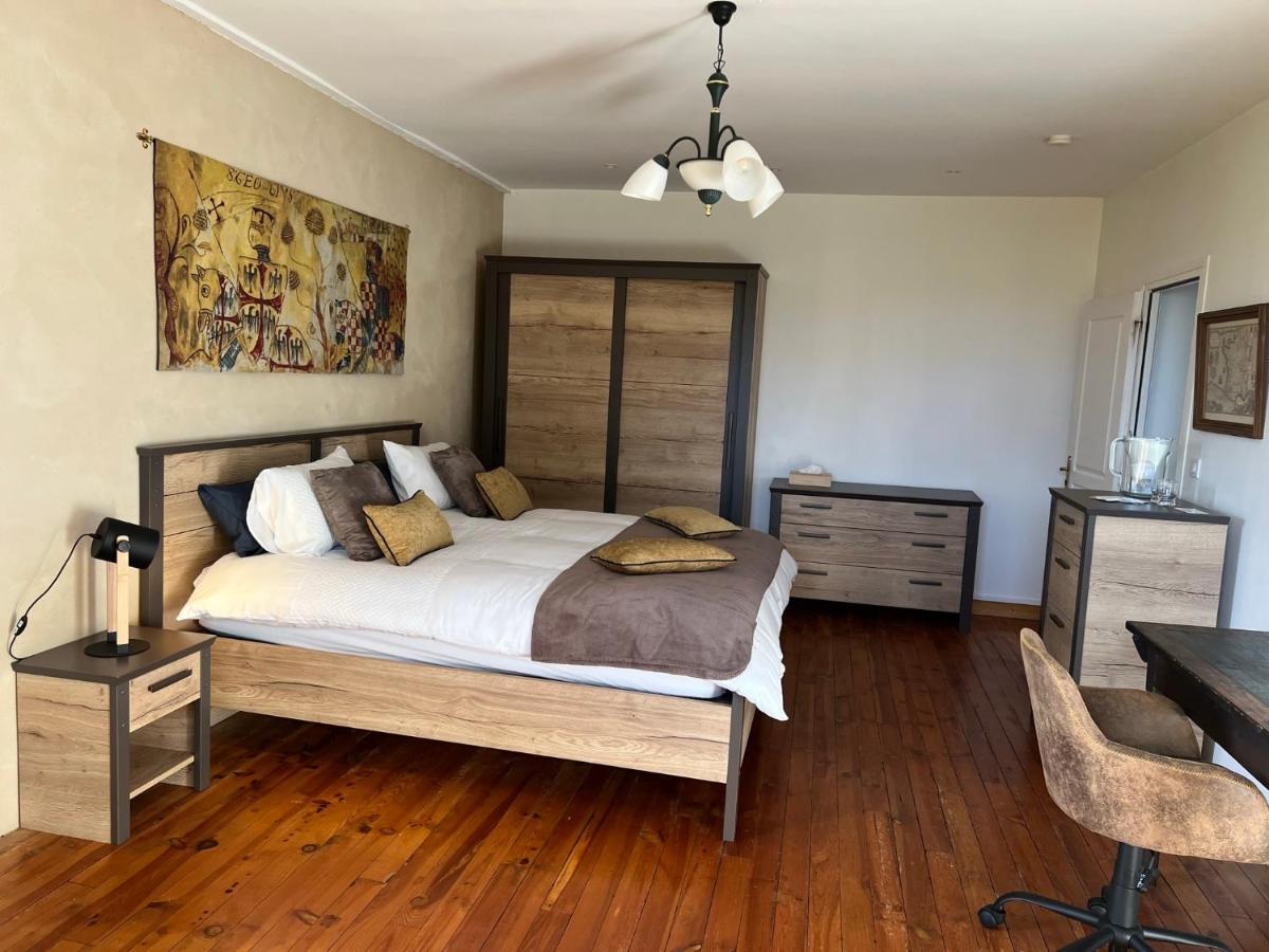 La Fiere Bridge Guest House Amfreville  Bagian luar foto