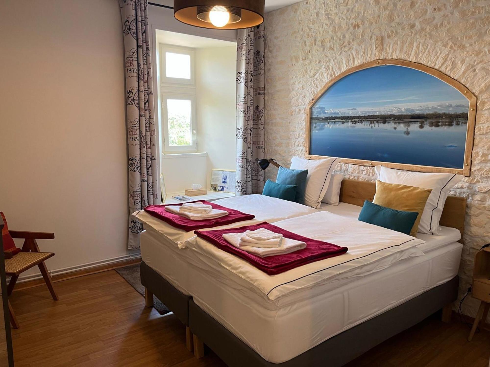 La Fiere Bridge Guest House Amfreville  Bagian luar foto
